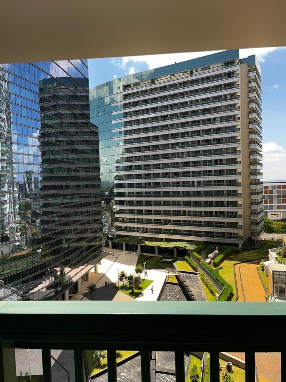 Flat Luxo Fusion Shn - Melhor Localizacao De Bsb Brezilya Dış mekan fotoğraf