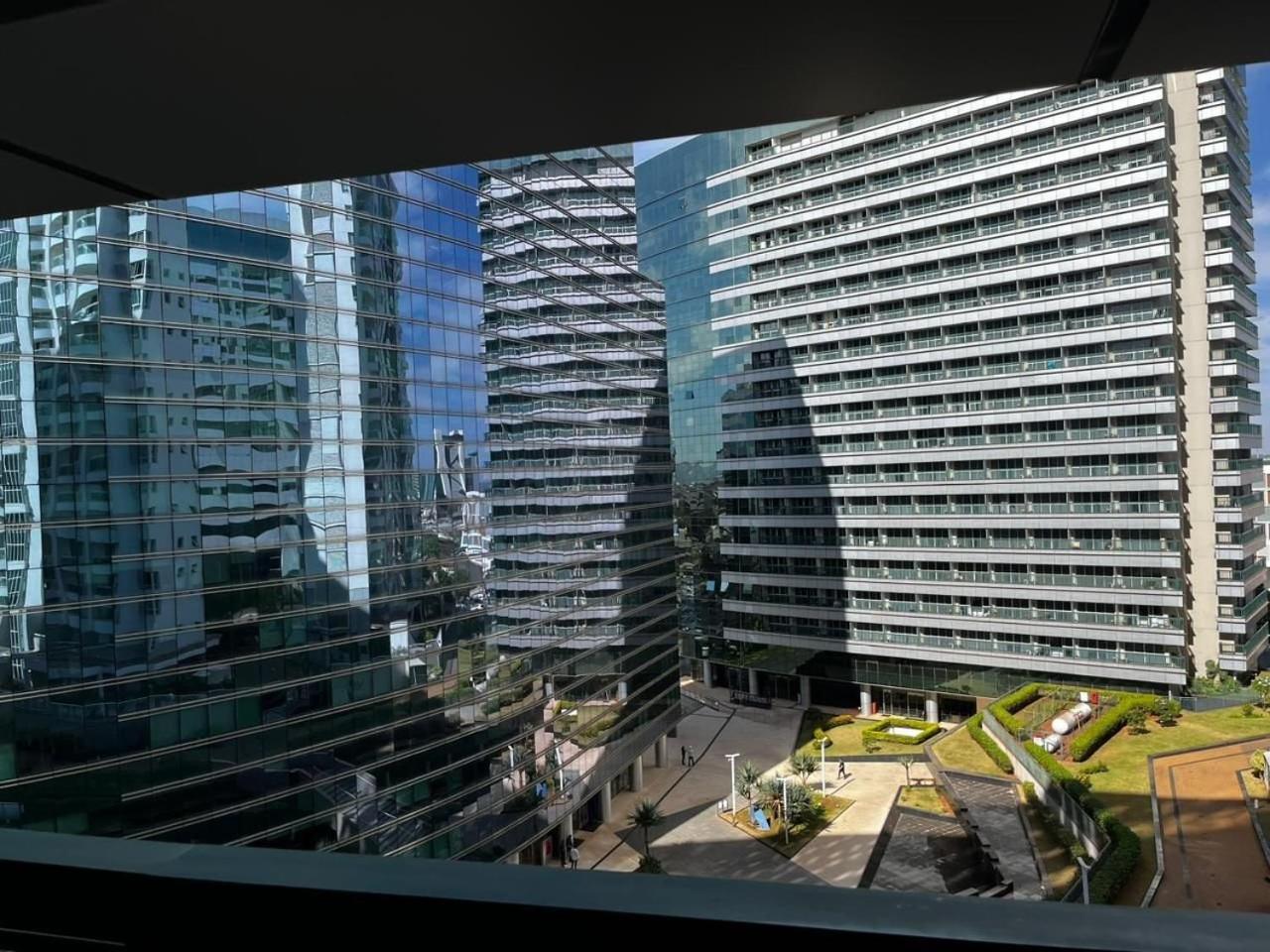 Flat Luxo Fusion Shn - Melhor Localizacao De Bsb Brezilya Dış mekan fotoğraf