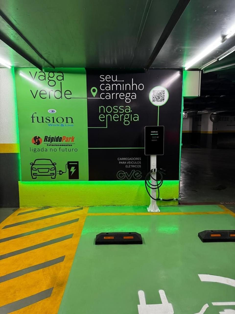 Flat Luxo Fusion Shn - Melhor Localizacao De Bsb Brezilya Dış mekan fotoğraf